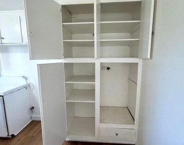 22739 Marlin Place - Photo Thumbnail 12