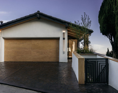 7866 Fareholm Drive - Photo Thumbnail 25