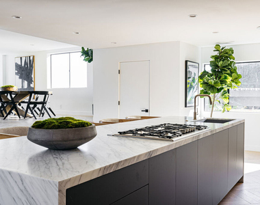 7866 Fareholm Drive - Photo Thumbnail 5