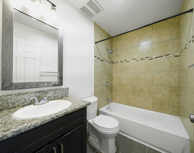 10952 Wilmington Avenue - Photo Thumbnail 7