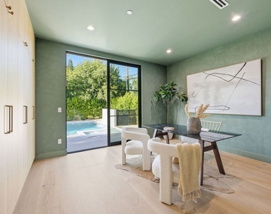 16643 Addison Street - Photo Thumbnail 22