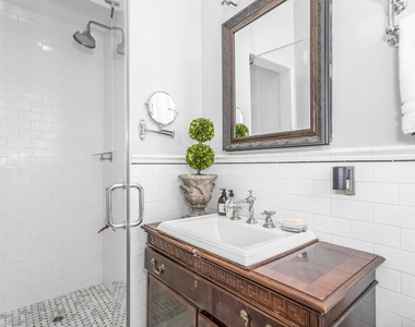 1424 N Crescent Heights Boulevard - Photo Thumbnail 21