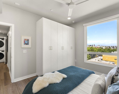7428 Santa Monica Boulevard - Photo Thumbnail 13