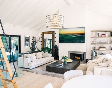 8297 Presson Place - Photo Thumbnail 3