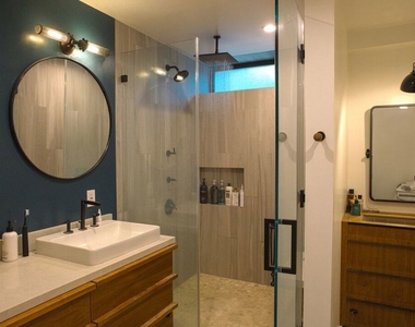 8297 Presson Place - Photo Thumbnail 10