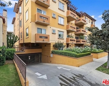 1135 S Shenandoah Street - Photo Thumbnail 21
