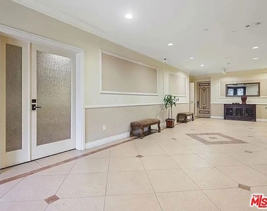 1135 S Shenandoah Street - Photo Thumbnail 18