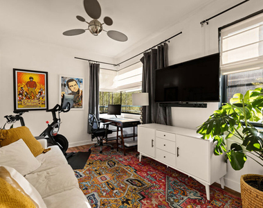 1200 N Sweetzer Avenue - Photo Thumbnail 16