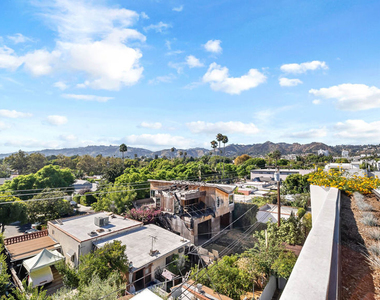 1123 N Formosa Avenue - Photo Thumbnail 34