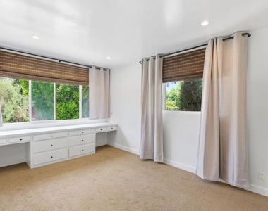 503 N Greencraig Road - Photo Thumbnail 18