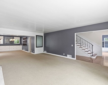 503 N Greencraig Road - Photo Thumbnail 1