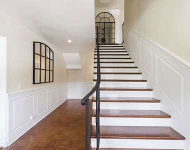 503 N Greencraig Road - Photo Thumbnail 14