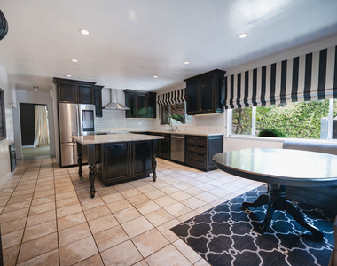 503 N Greencraig Road - Photo Thumbnail 13