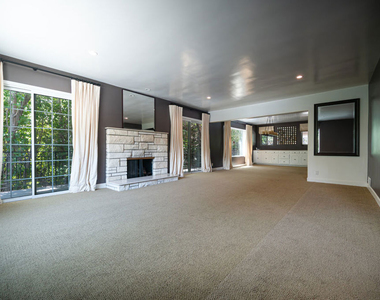503 N Greencraig Road - Photo Thumbnail 7