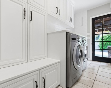 503 N Greencraig Road - Photo Thumbnail 6