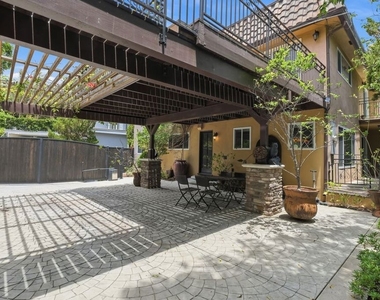 503 N Greencraig Road - Photo Thumbnail 40