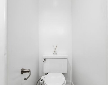 503 N Greencraig Road - Photo Thumbnail 31