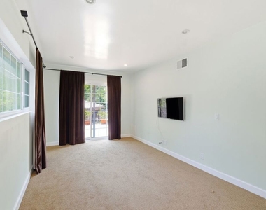 503 N Greencraig Road - Photo Thumbnail 24