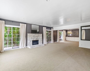 503 N Greencraig Road - Photo Thumbnail 3