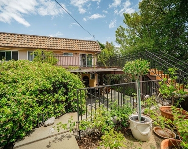 503 N Greencraig Road - Photo Thumbnail 52