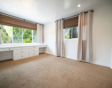 503 N Greencraig Road - Photo Thumbnail 30