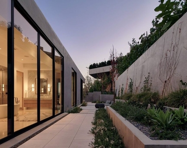10901 Chalon Road - Photo Thumbnail 18