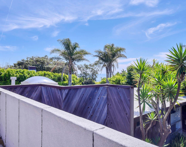 6456 Surfside Way - Photo Thumbnail 13
