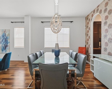 9651 Sagebrush Avenue - Photo Thumbnail 14