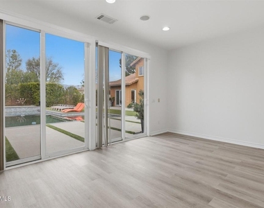9651 Sagebrush Avenue - Photo Thumbnail 49