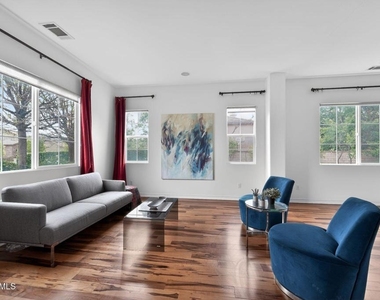 9651 Sagebrush Avenue - Photo Thumbnail 6
