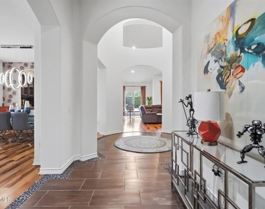 9651 Sagebrush Avenue - Photo Thumbnail 4