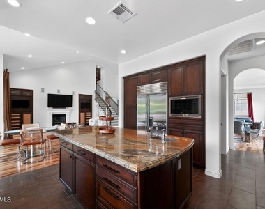 9651 Sagebrush Avenue - Photo Thumbnail 17