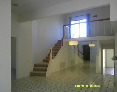 73407 Foxtail Lane - Photo Thumbnail 5
