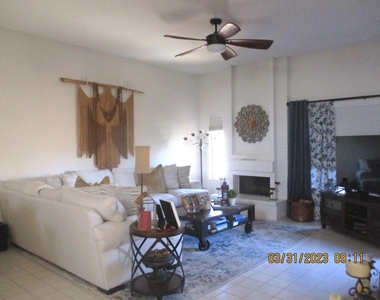 73407 Foxtail Lane - Photo Thumbnail 10