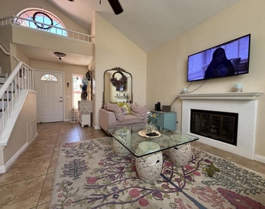 76923 Turendot Street - Photo Thumbnail 4
