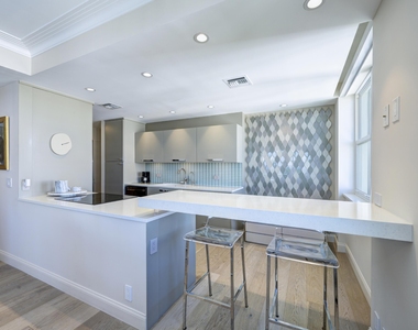 1801 S Flagler Drive - Photo Thumbnail 4
