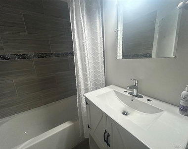 855 E Broadway - Photo Thumbnail 8