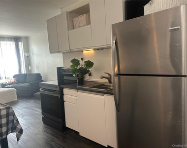 855 E Broadway - Photo Thumbnail 10