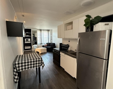 855 E Broadway - Photo Thumbnail 5