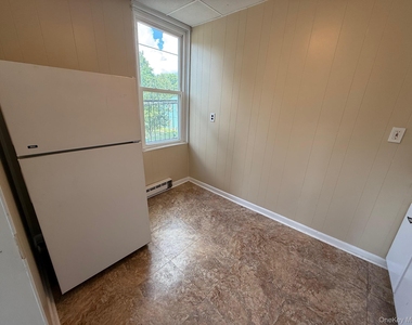 247 Hudson Street - Photo Thumbnail 7