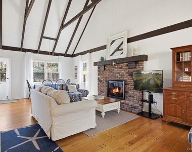3 Foster Avenue - Photo Thumbnail 1
