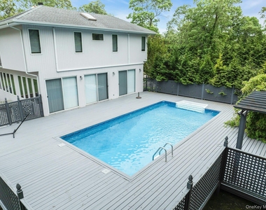 35 Bay Avenue W - Photo Thumbnail 40