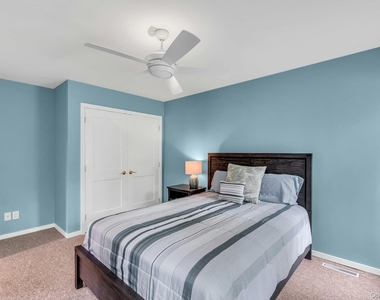 35 Bay Avenue W - Photo Thumbnail 18
