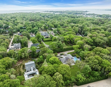 35 Bay Avenue W - Photo Thumbnail 36