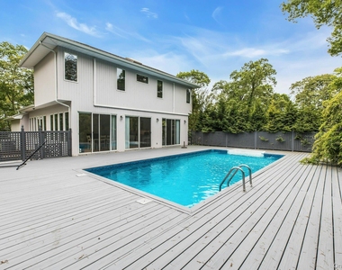 35 Bay Avenue W - Photo Thumbnail 32