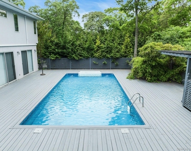 35 Bay Avenue W - Photo Thumbnail 39