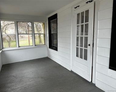 27 Howard Road - Photo Thumbnail 6