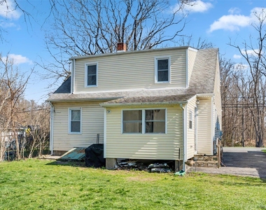 15 Forge Hill Road - Photo Thumbnail 17