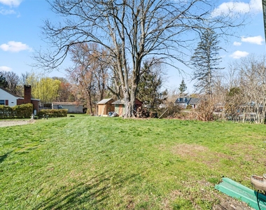 15 Forge Hill Road - Photo Thumbnail 16