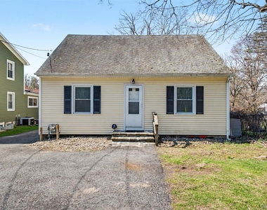 15 Forge Hill Road - Photo Thumbnail 1